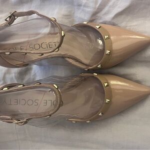 Patented ankle pointed-toe shoes